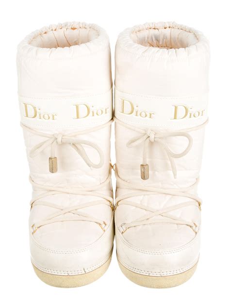 christian Dior moon boots